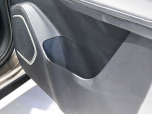2019款1.6L 手动互联智酷型 国V 空间座椅