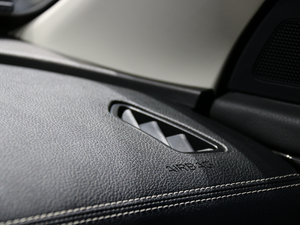 2019款1.6L 手动互联智酷型 国V 空间座椅