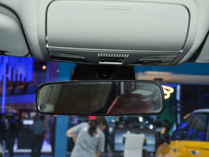 2019款1.6L 手动豪华型 国VI 车内后视镜