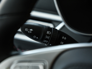 2019款1.6L 自动互联智酷型 国VI 中控区