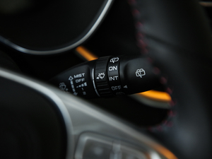 2019款1.6L 自动互联智酷型 国VI 中控区