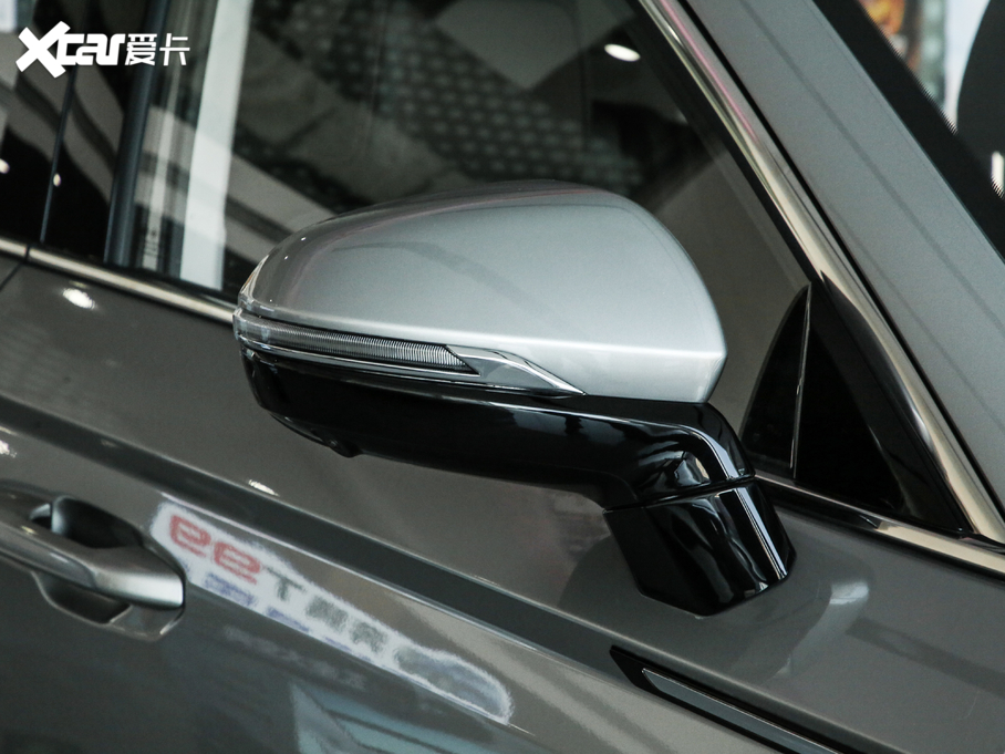 2020��vT99 20TD 8AT ���F��