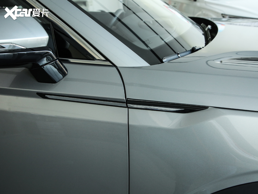 2020��vT99 20TD 8AT ���F��