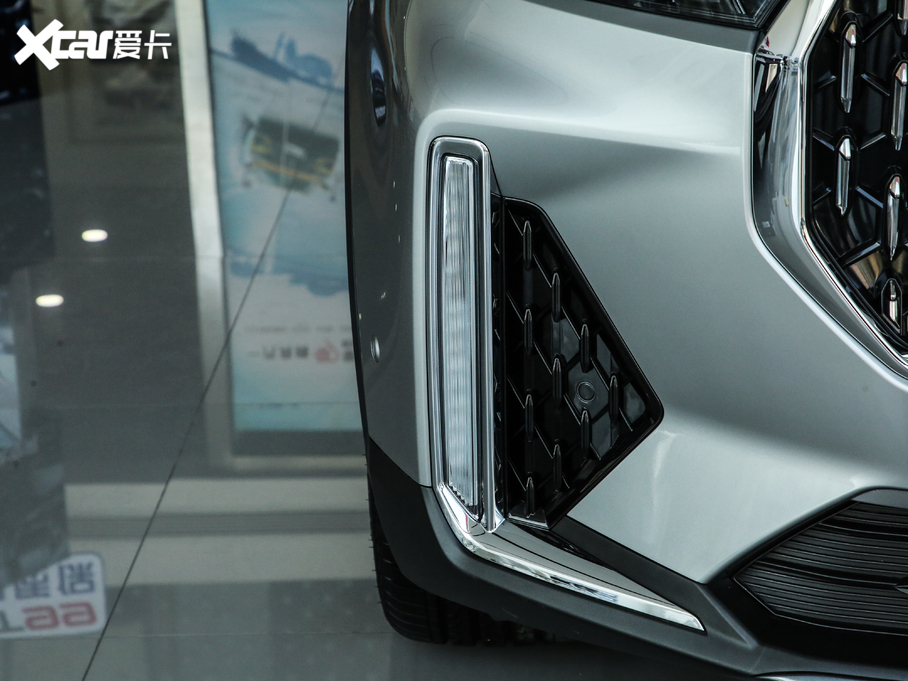 2020��vT99 20TD 8AT ���F��