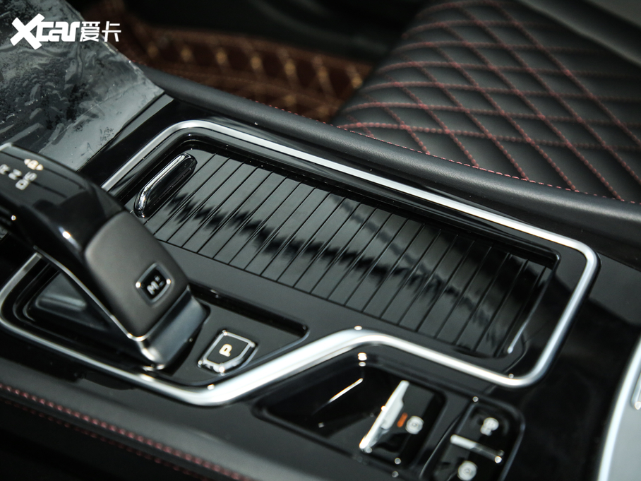 2020��vT99 20TD 8AT ���F��