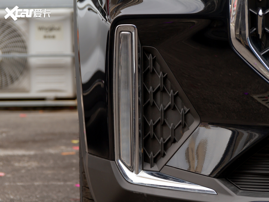 2020vT99 20TD 8AT A