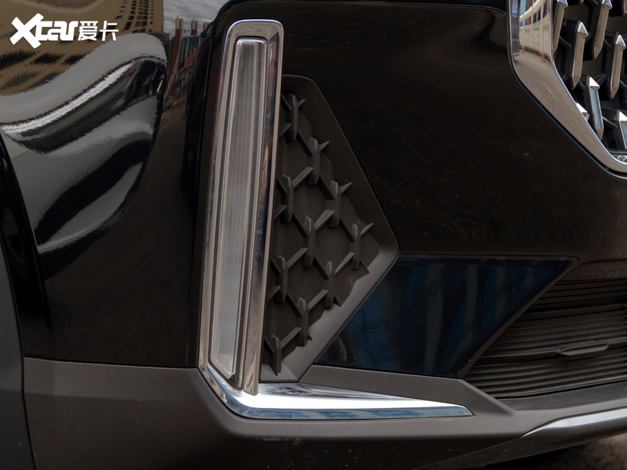 2020vT99 20TD 8AT A