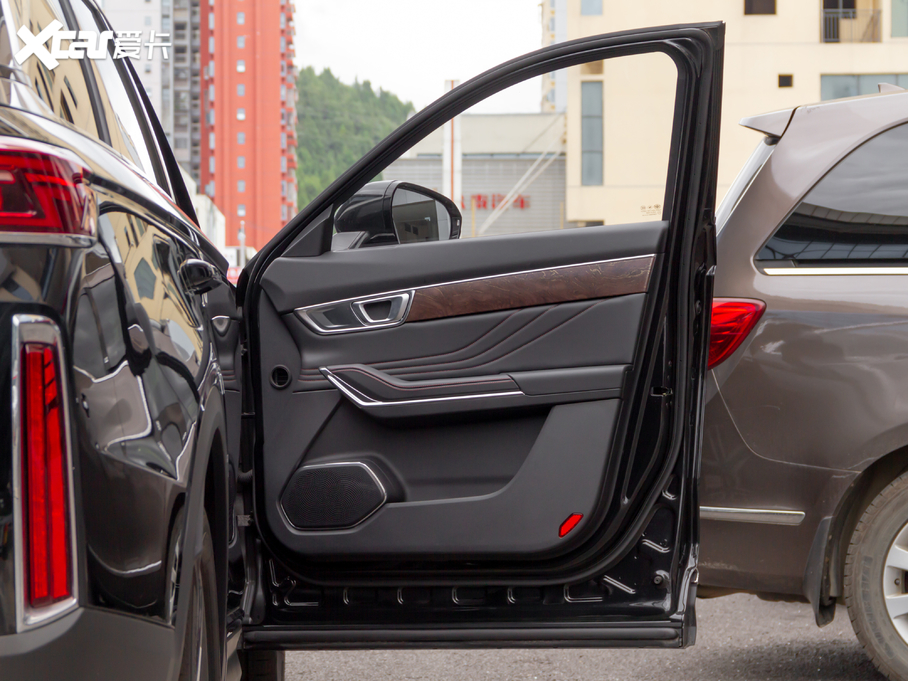 2020vT99 20TD 8AT A