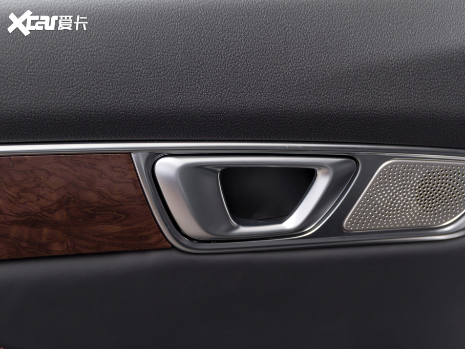 2020vT99 20TD 8AT A