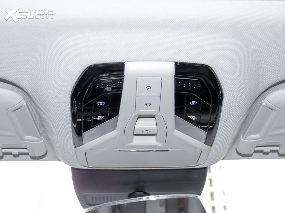 2020vT99 20TD 8AT A