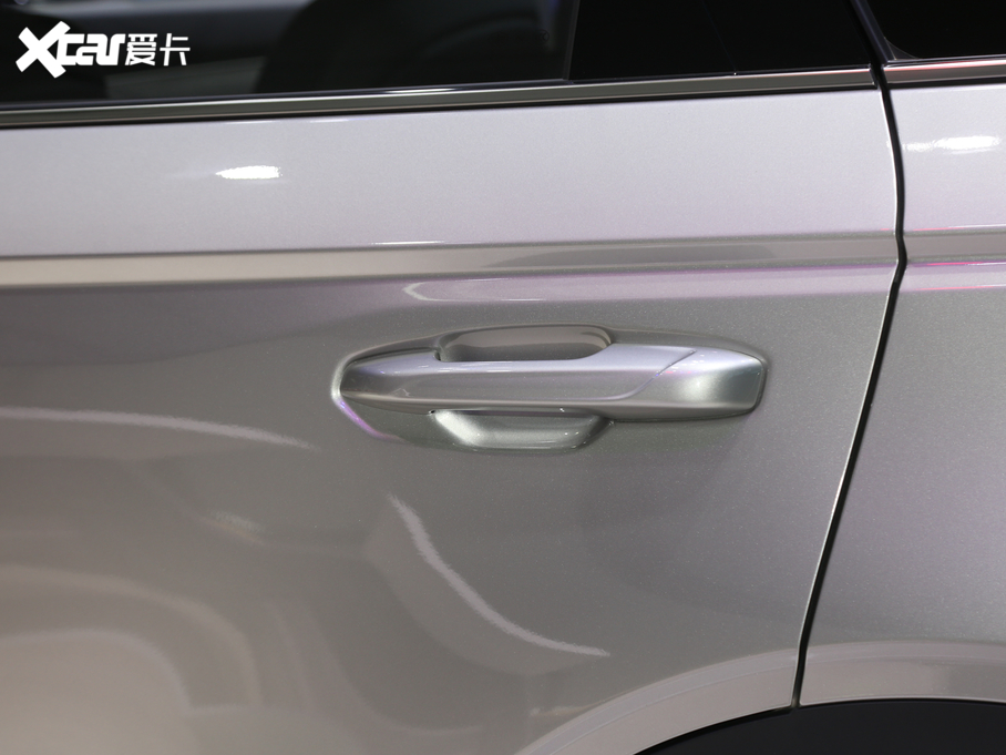 2020��vT99 S 20TD 6AT �\�����F��