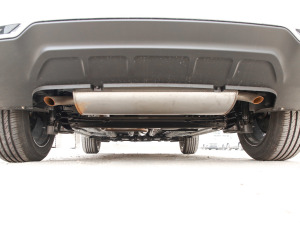 2021款1.2T 手动豪华型 排气管