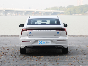 2021款1.5T 自动驭享型 正后	