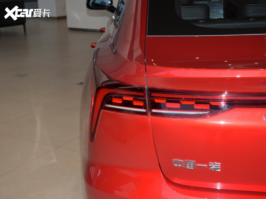 2021vB70 2.0T ԄS