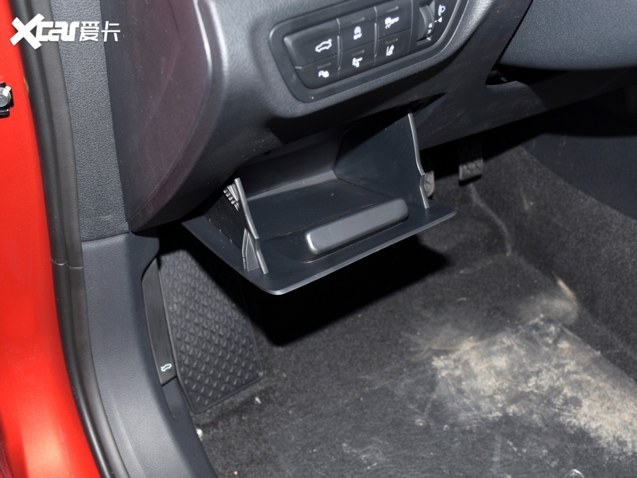 2021vB70 2.0T ԄS