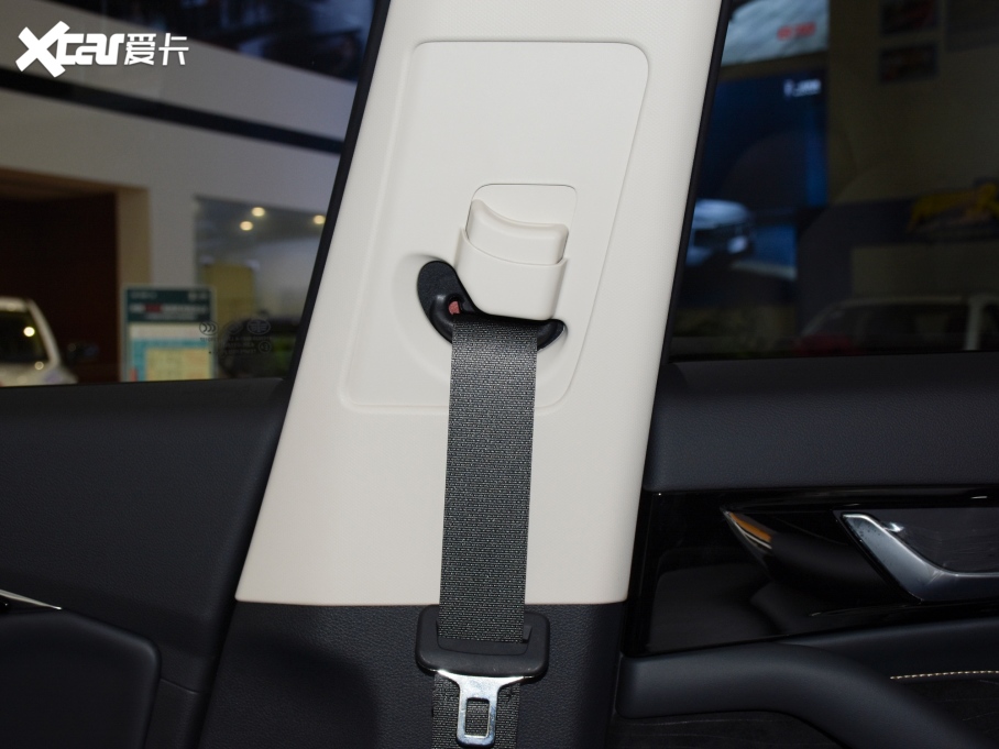 2021vB70 2.0T ԄS