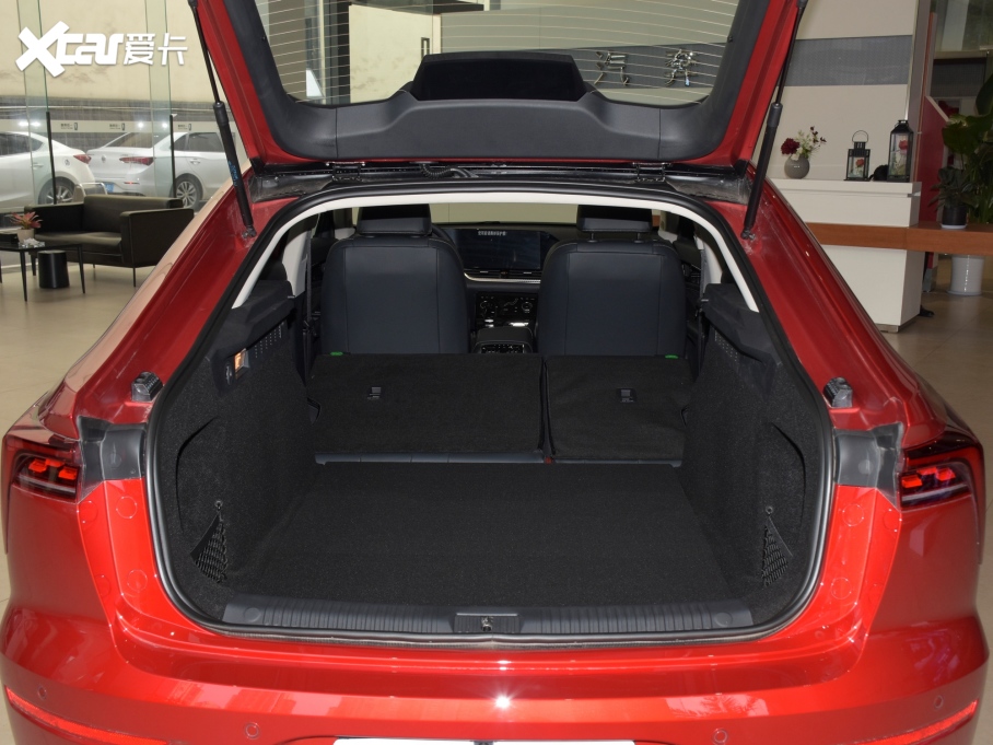 2021vB70 2.0T ԄS