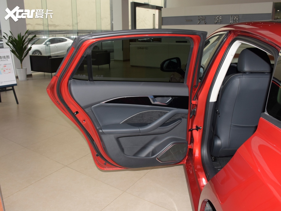 2021vB70 2.0T ԄS