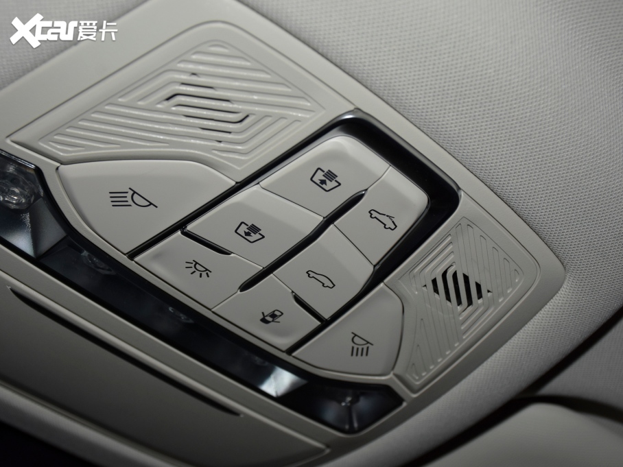 2021vB70 2.0T ԄS