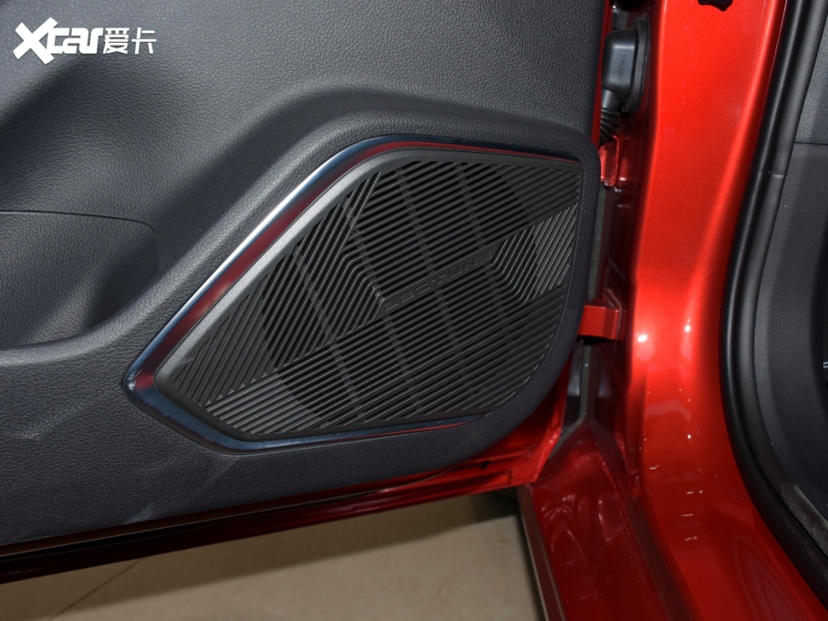 2021vB70 2.0T ԄS