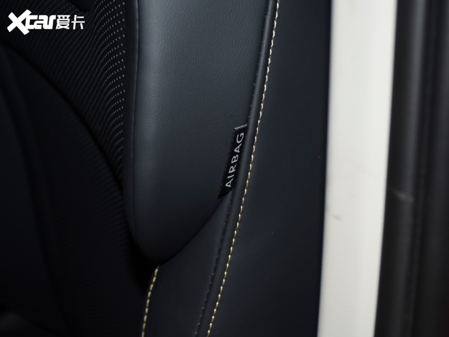 2021vB70 2.0T ԄS