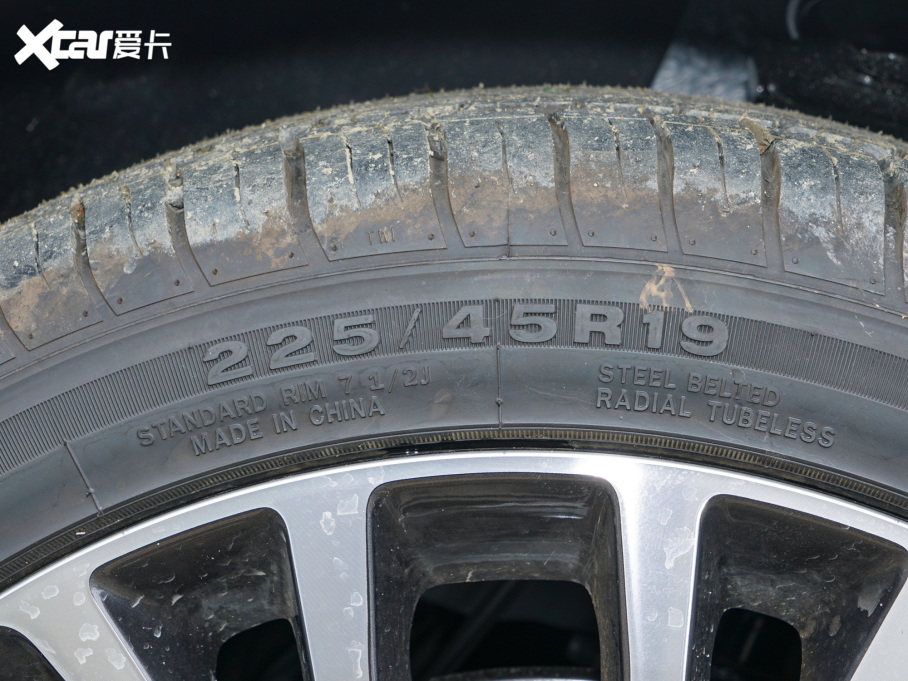 2022vB70 2.0T ԄS