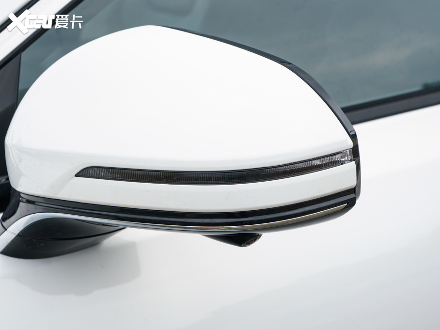 2022vB70 2.0T ԄS