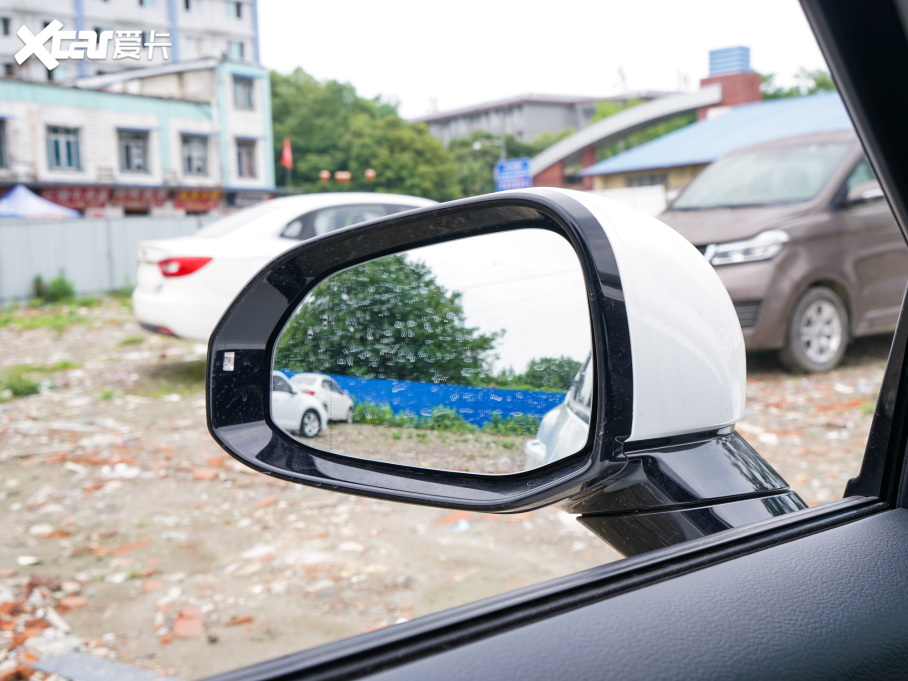 2022vB70 2.0T ԄS