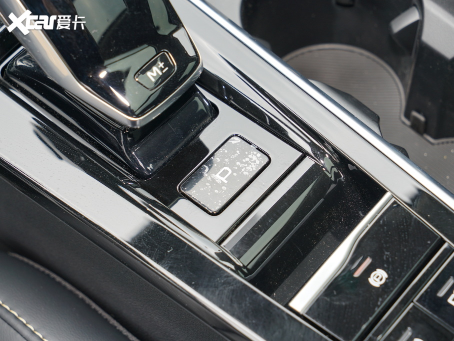 2022vB70 2.0T ԄS