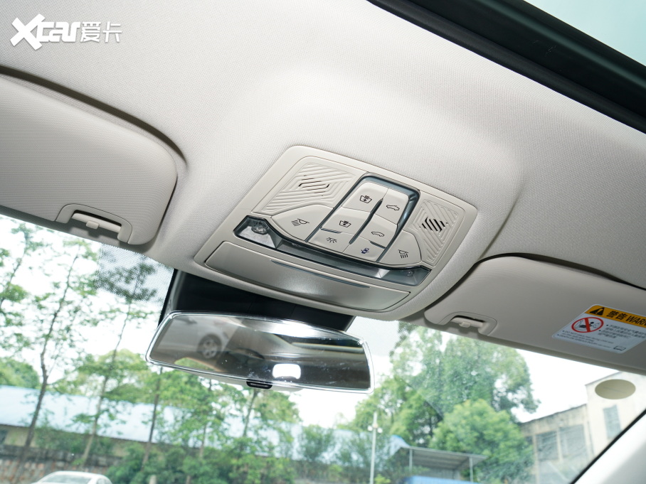 2022vB70 2.0T ԄS