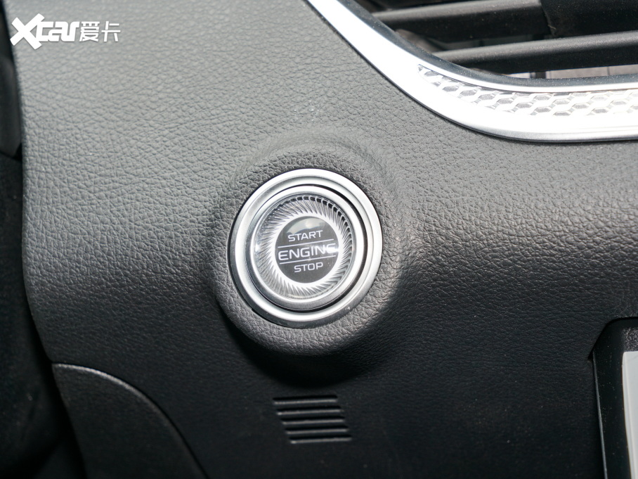 2022vB70 2.0T ԄS