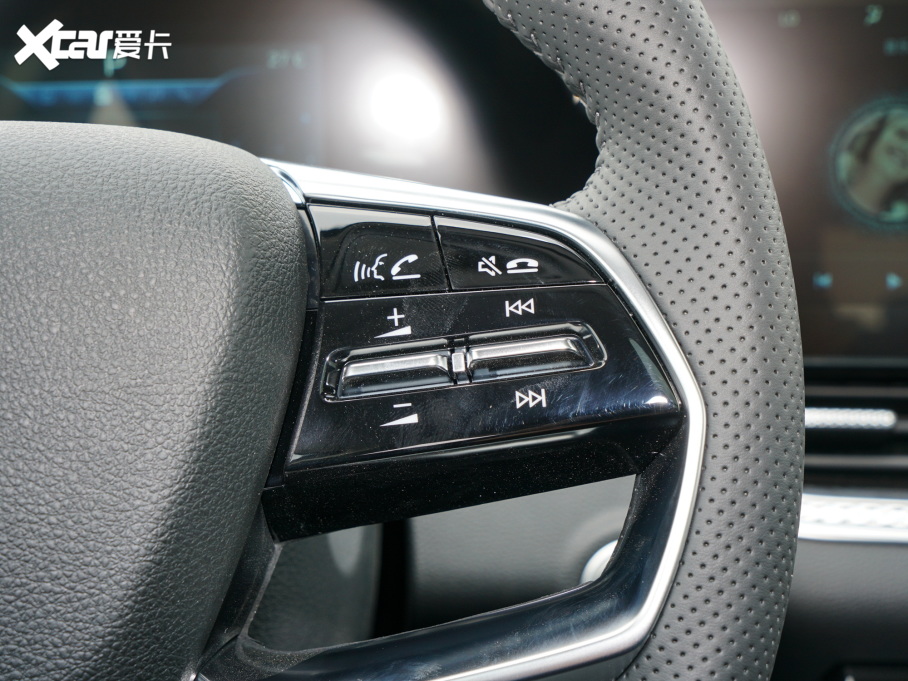 2022vB70 2.0T ԄS