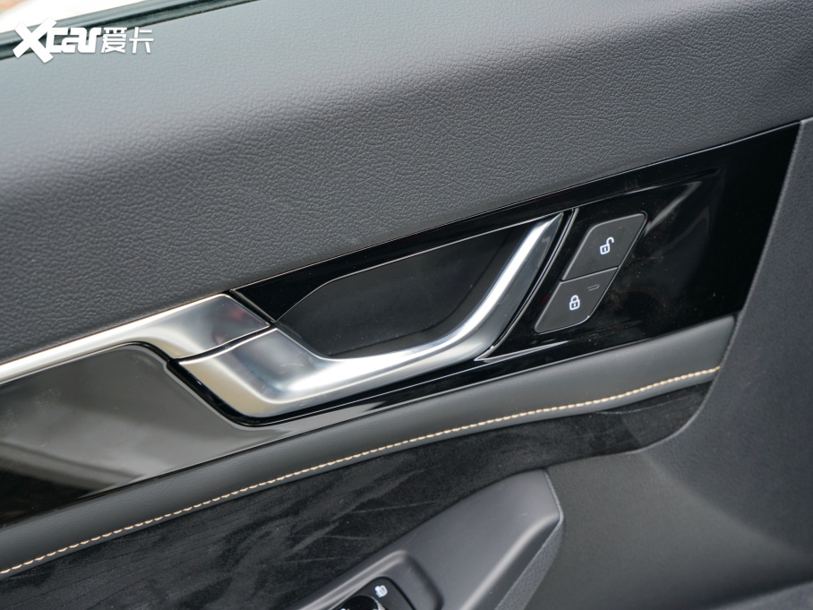 2022vB70 2.0T ԄS