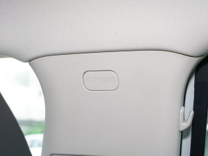 2022款2.0T 自动驭享型 中控区