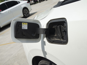 2022а 100kW 419km ^