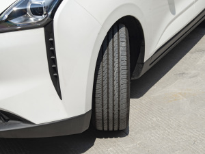 2022а 100kW 419km ^