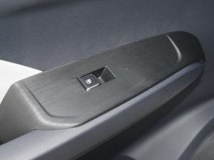 2022а 100kW 419km ܇ƅ^