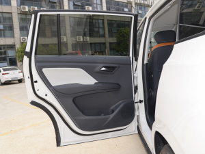 2022а 100kW 419km ܇T