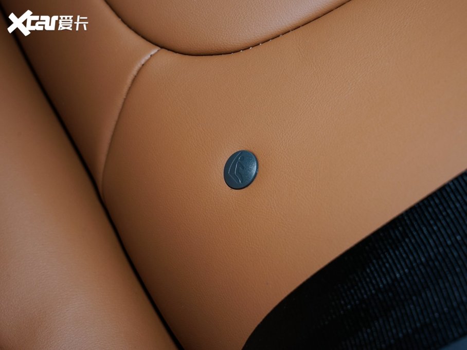 2023vT99 2.0T Ԅͣ8AT