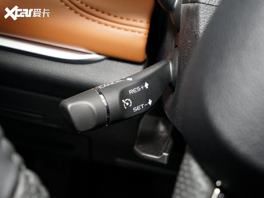 2023vT99 2.0T Ԅͣ8AT