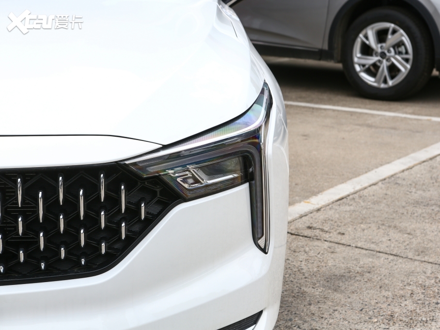 2023vB70  1.5T ԄӐ70o