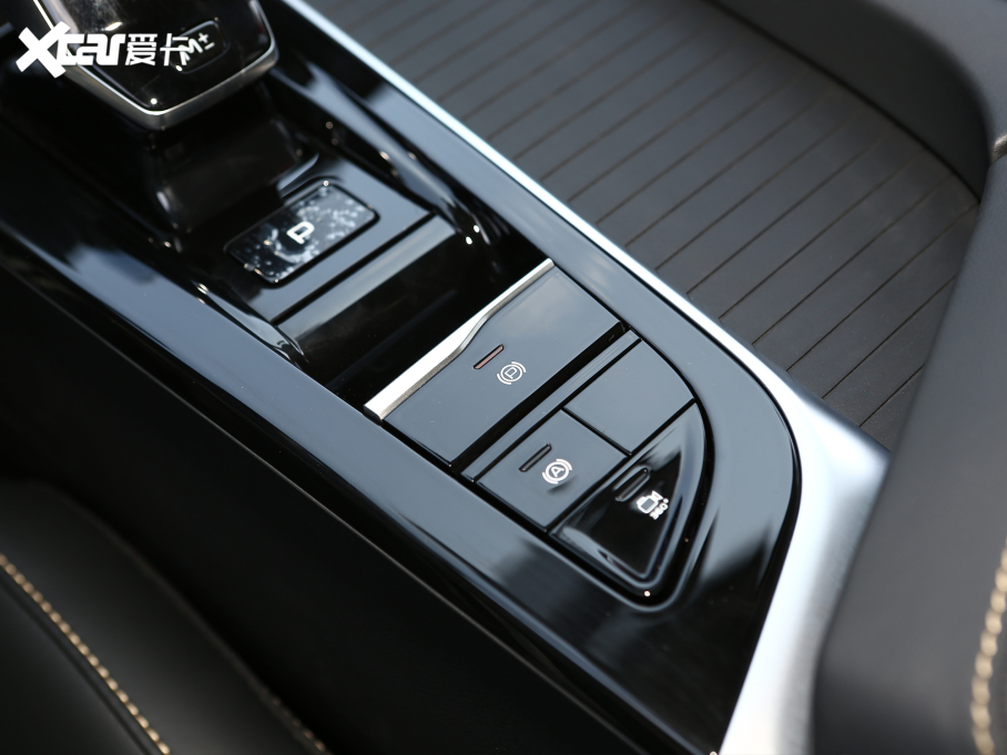 2023vB70  1.5T ԄӐ70o