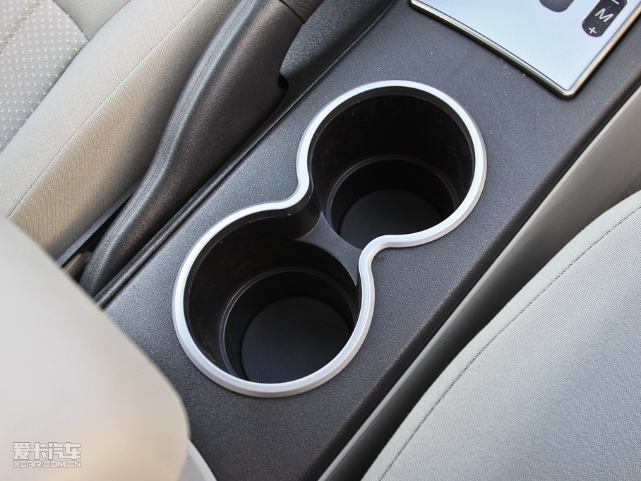 2010vB70 2.0L Ԅ(dng)r(sh)а