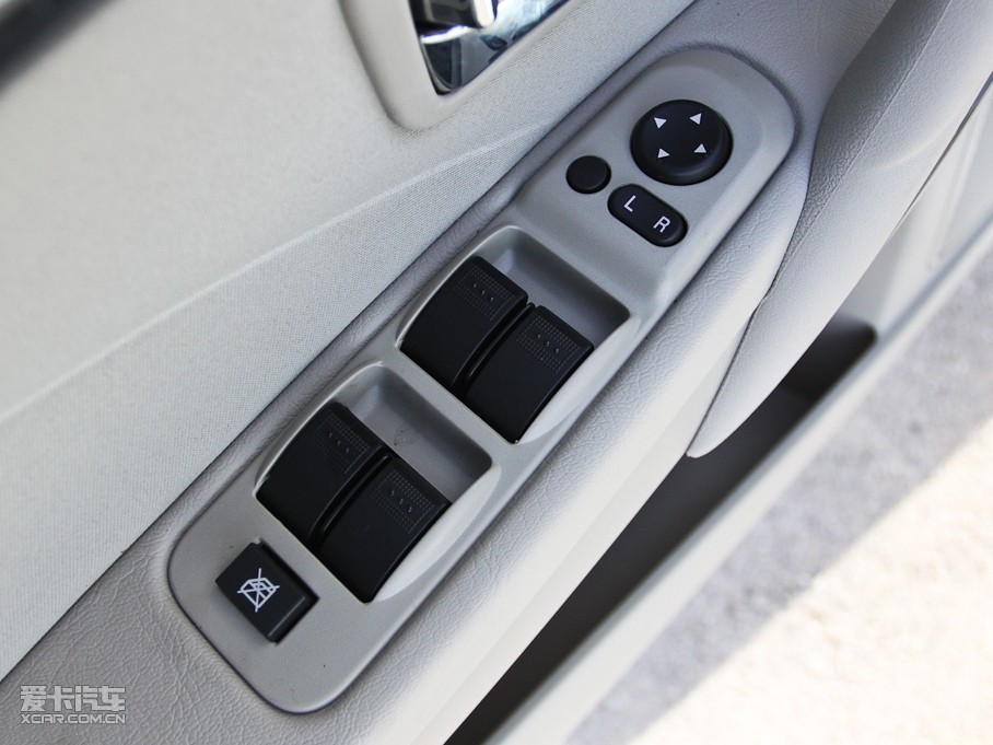 2010vB70 2.0L Ԅӕrа