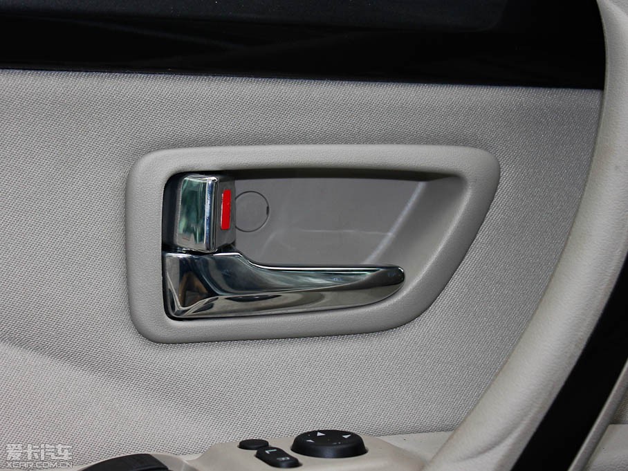 2011vB70 2.0L Ԅ(dng)r(sh)а