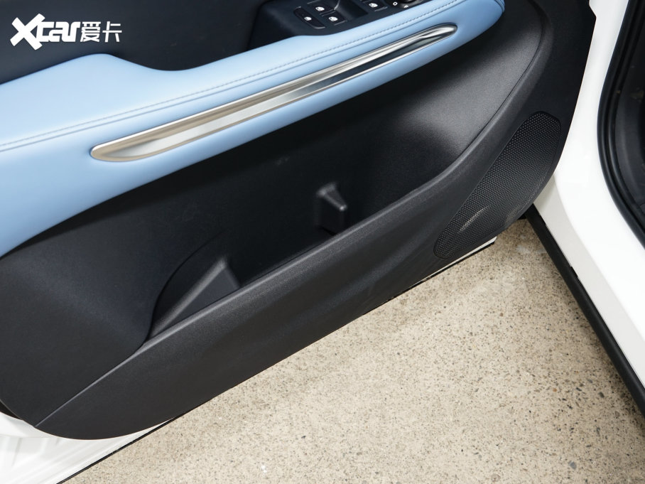 2023vT90 1.5T DCT ԄӺA