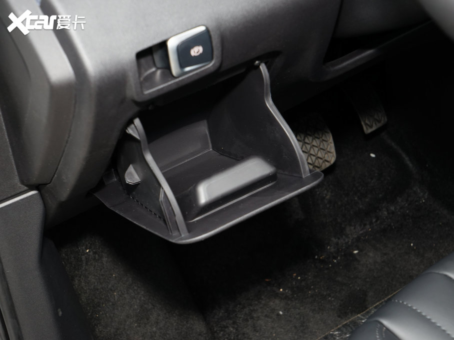 2023vT90 1.5T DCT ԄӺA