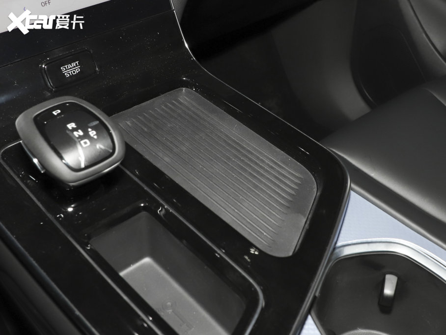 2023vT90 1.5T DCT Ԅm