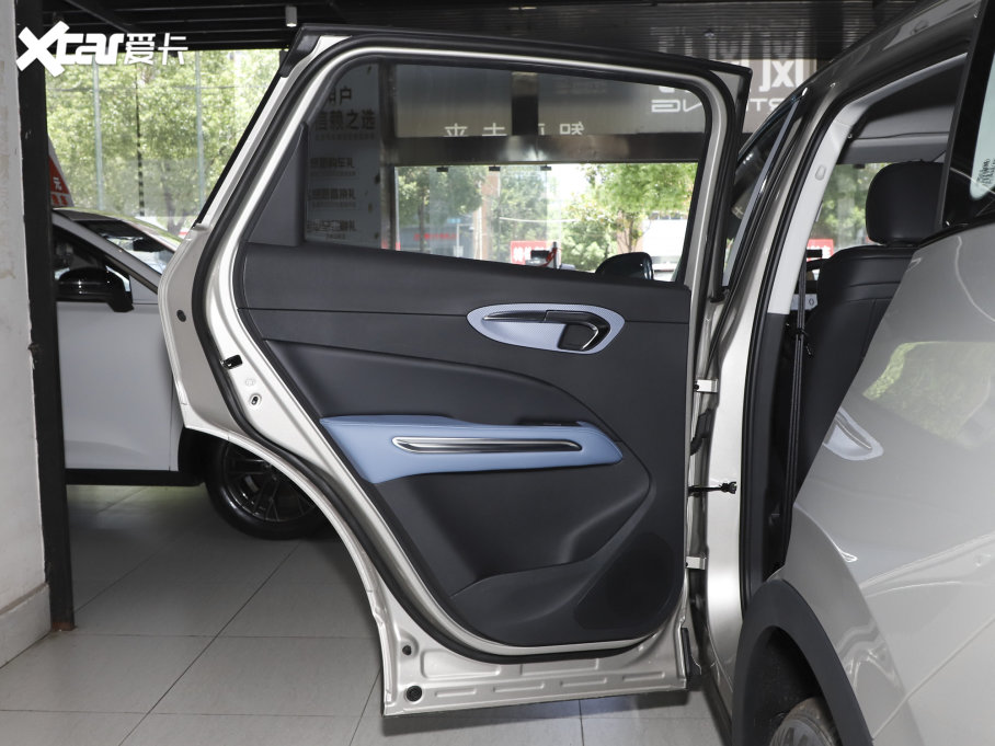 2023vT90 1.5T DCT Ԅm