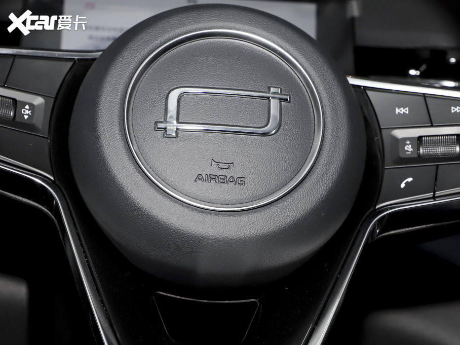 2023vT90 1.5T DCT Ԅm